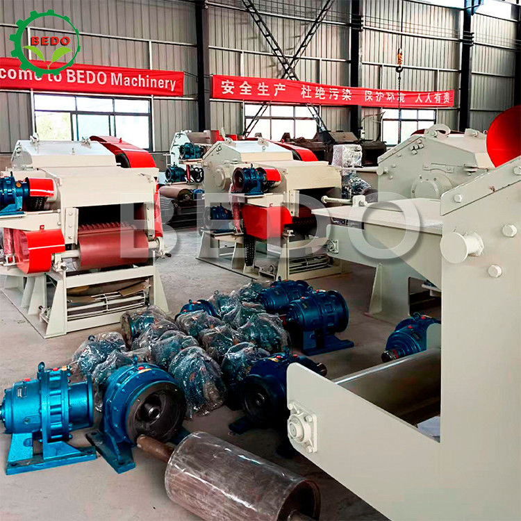 55 kW 590 U/min kommerzielle Holzzerkleinerungsmaschine Trommelhacker Shredder Heavy Duty