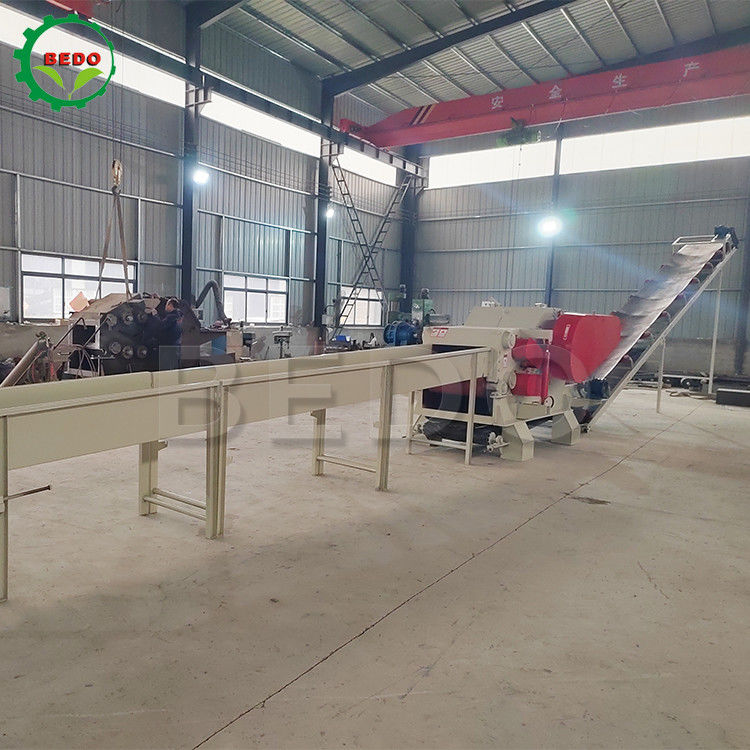 380 V elektrische industrielle Holzhäckslermaschine, 310 x 700 mm Einlasstrommeltyp Astzerkleinerer