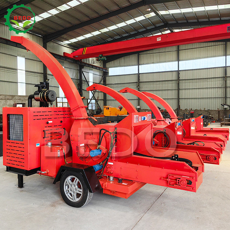 Trailer Mounted Diesel Wood Crusher Machine 150HP for Indonesia Palm Wood and Forestry Waste Mobile Processing