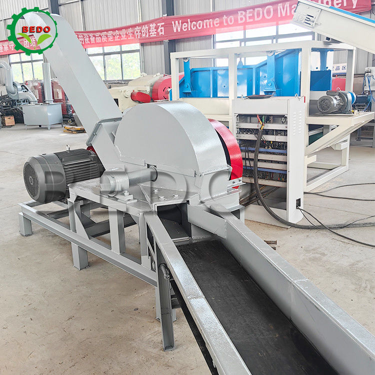 37 kW selbstversorgende Holzspaltmaschine 3-5 t/h Kapazität Trommel-Typ Zweigschredder