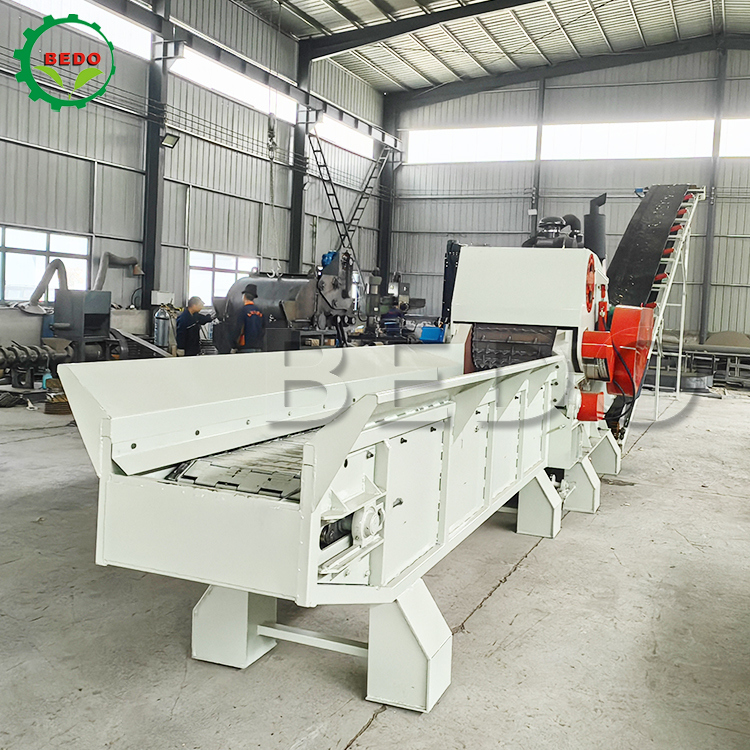 Selbstversorgung 235HP Holzsplittermaschine 700x400mm Einlass Schwerlastsplittermaschine Industrie-Trommel-Schredder
