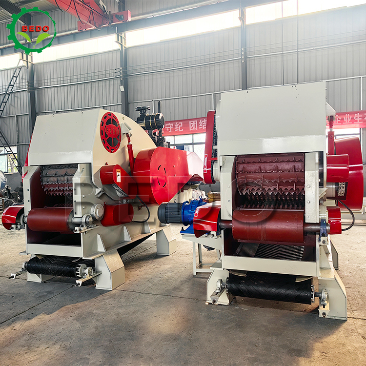 Dieselmotor 235HP Holzspalter Maschine Große Holzverarbeitung Schwerlastschredder