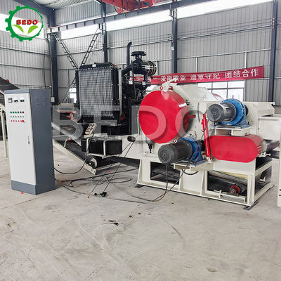 Dieselmotor 330HP Holzsplittermachine 310x700mm Zuführung Industrie Trommelsplitter