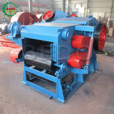 75kw elektrische Bambus-Holzspaltermaschine 240x540mm Einlasstrommel-Typ Schredder-Ausrüstung