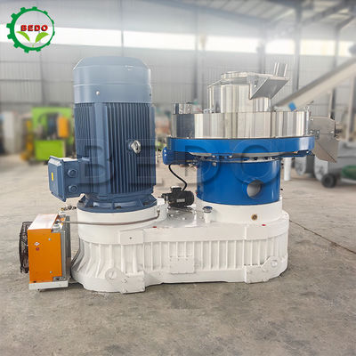 560 mm Ring Die Wood Pellet Mill mit PLC Steuerung