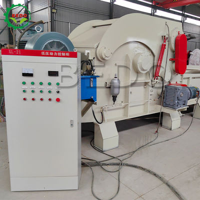 Kraftvolle Dieselmotor-Industrielle Holzbrüchmaschine für 1000MM Breite