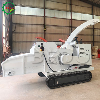 4 Zylinder Dieselmotor Holzsplittermaschine mit 360° einstellbarem Schleifer und 215 mm Blade Länge