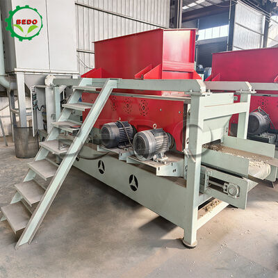 200 Stück Stahlblätter Holzspindelmachine 7,5 kW Dual Power Automatisches Verarbeitungssystem